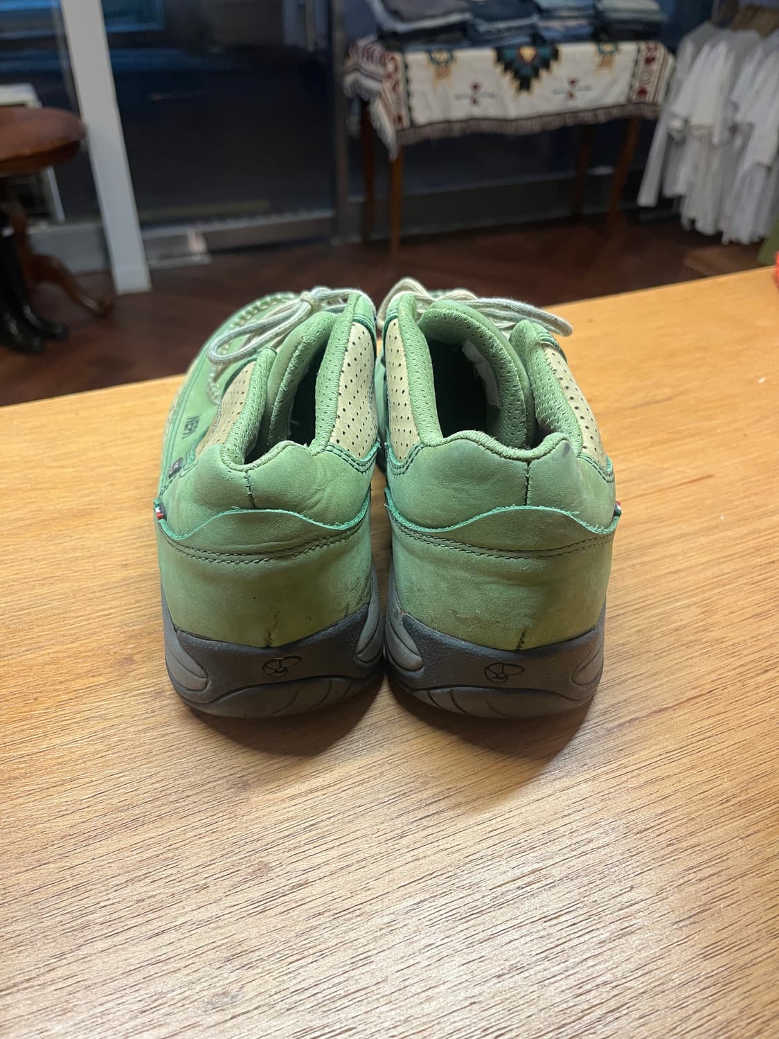 280) 네파 펀칭 스웨이드 로우컷 트레킹 슈즈 상품이미지4