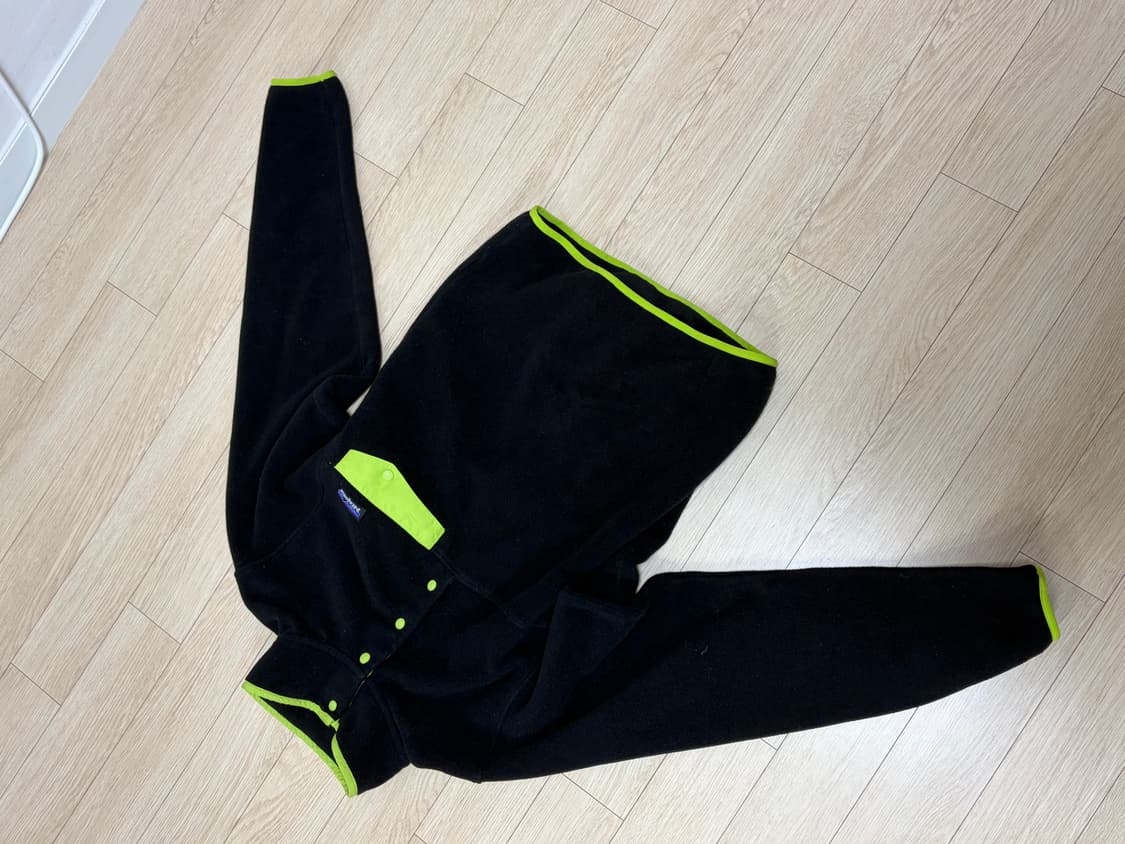 파타고니아 신칠라 블랙 라임 XS 상품이미지1