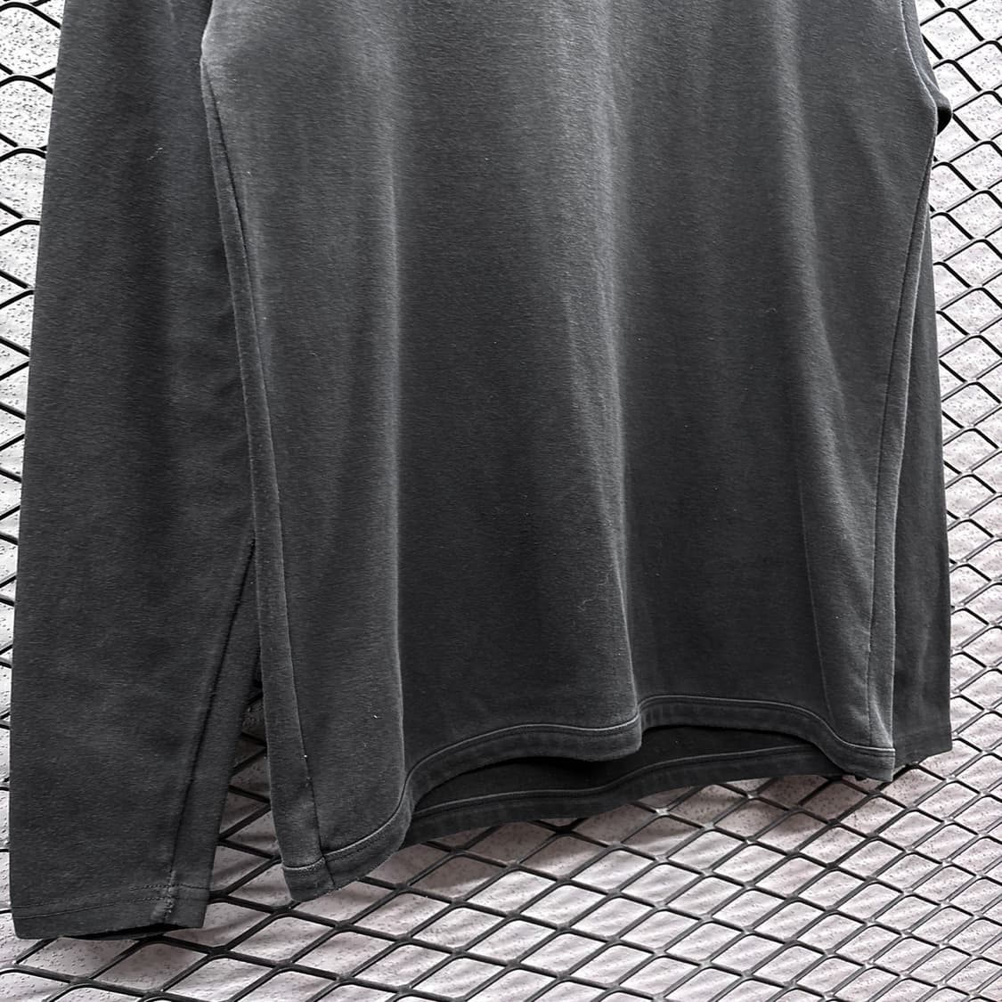 리바이스 엔지니어드 롱슬리브 D링 시그니처 디테일 블랙 상품이미지5