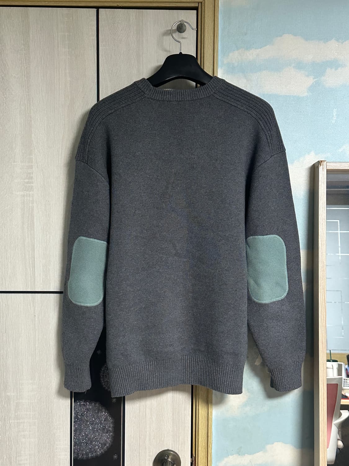 (XL) 더니트컴퍼니X스토커즈 앨보우패치 니트 그레이 상품이미지3