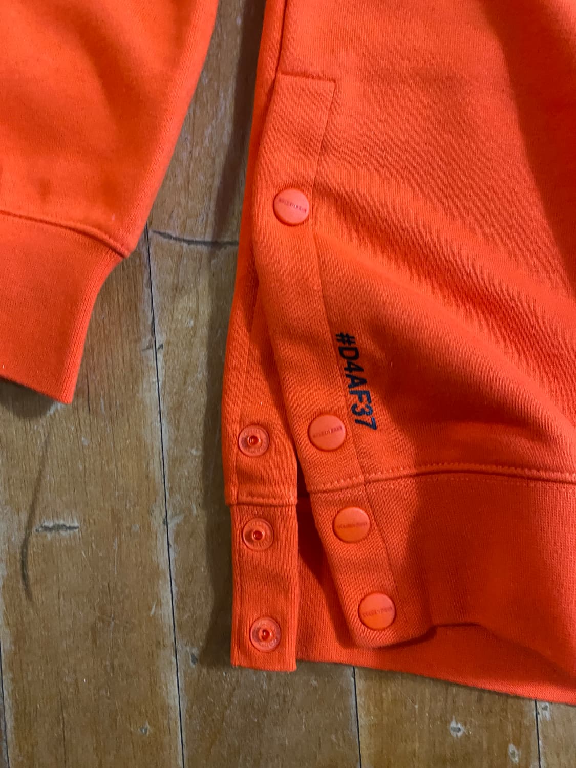 (새상품)골든베어 오렌지 맨투맨 XL (110) 상품이미지4