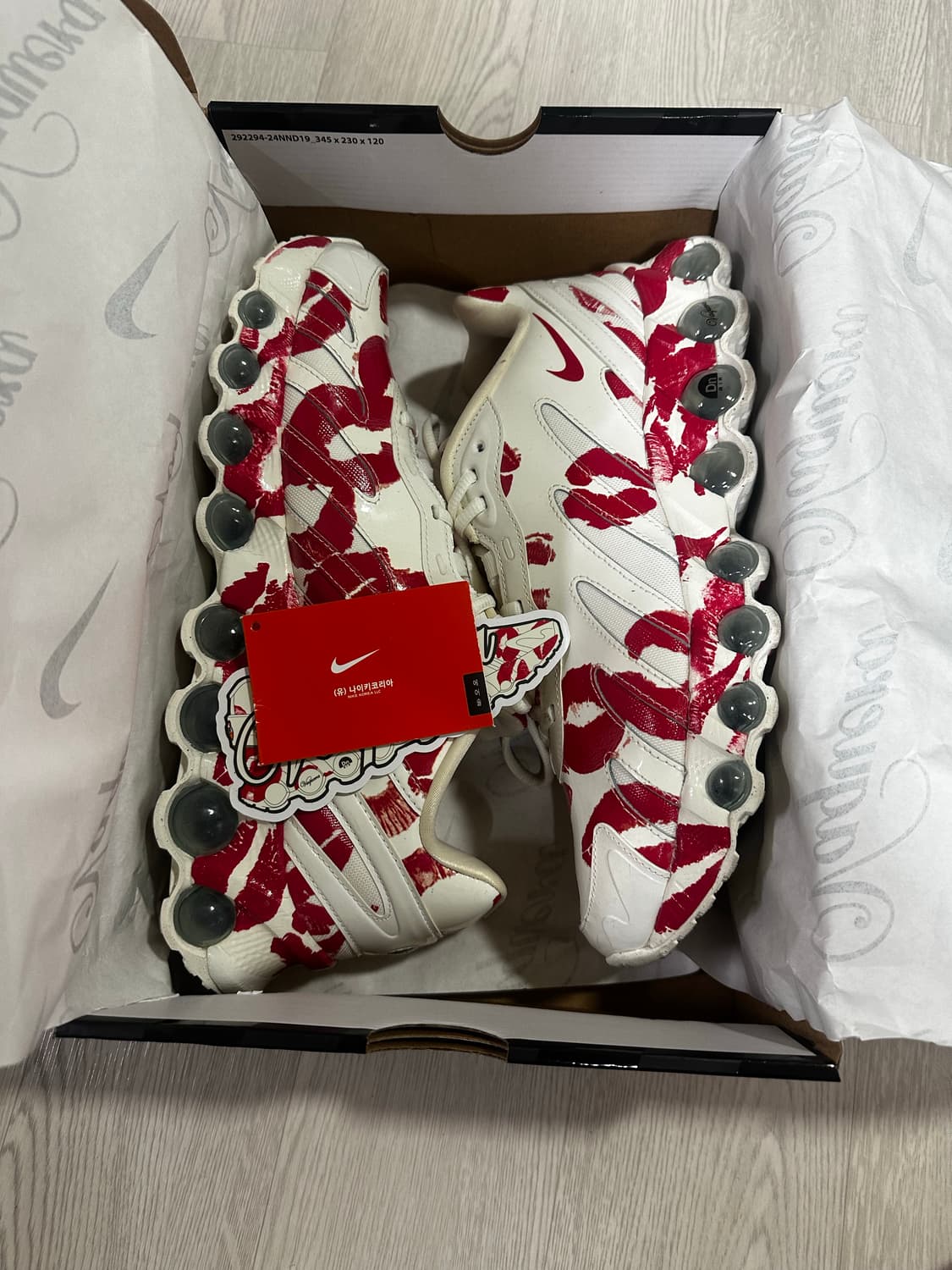 나이키 바퀘라 에어맥스 DN8 레드 키스 상품이미지6