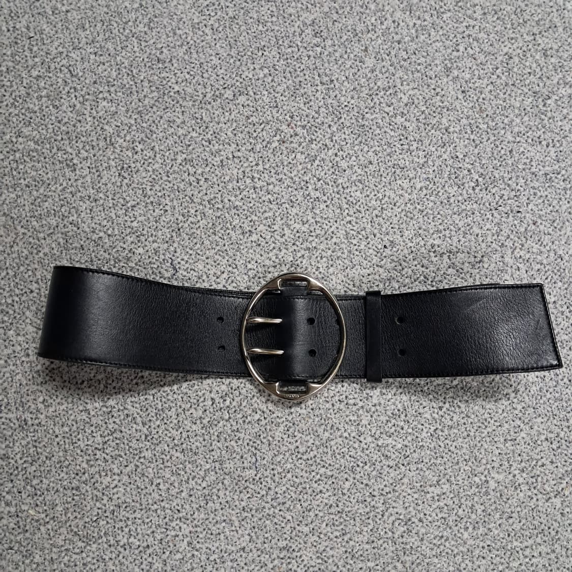 프라다(PRADA) 빈티지 가죽 오발 더블링 벨트 상품이미지2