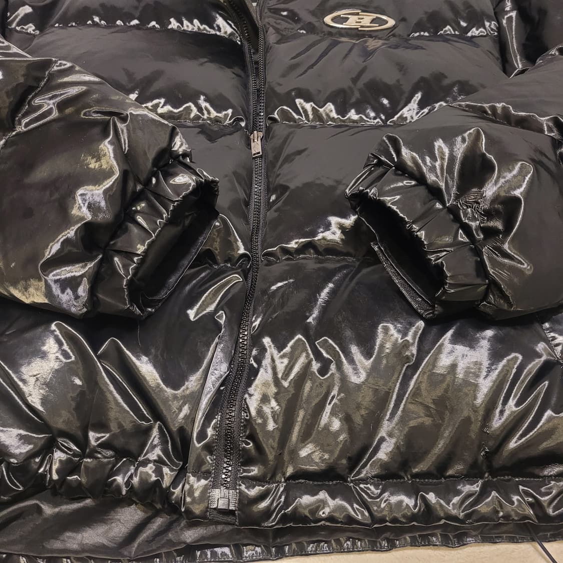 본투윈 유광 패딩 1 상품이미지6