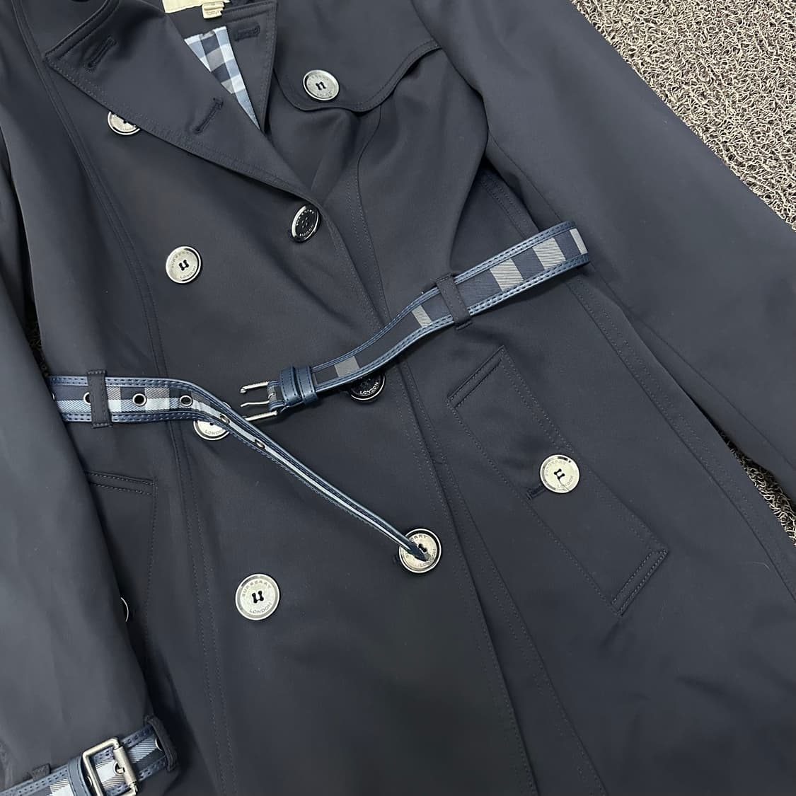 BURBERRY 버버리 여성 트렌치 코트 네이비 S 상품이미지4