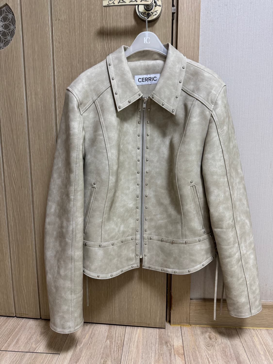 세릭 stud pointed jacket 스터드 포인티드 가죽 레더 자켓 상품이미지7