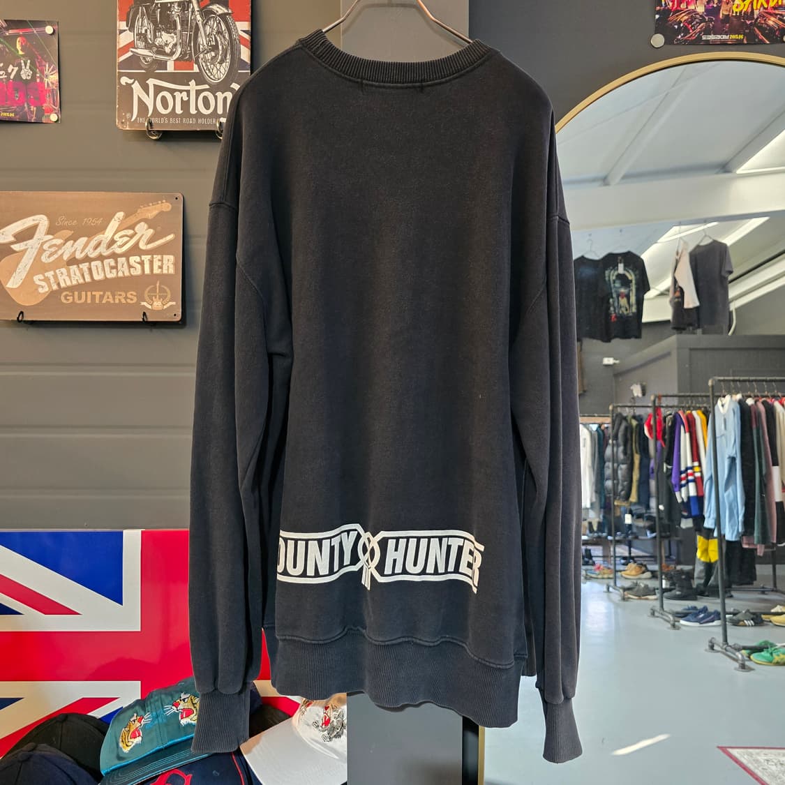 바운티헌터 스컬 프린팅 맨투맨 블랙 L 오버핏 상품이미지2