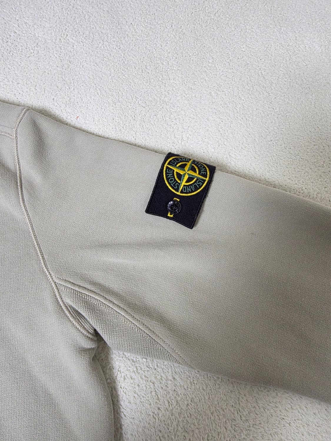 스톤아일랜드 반집업 베이지 남자  L. 100사이즈 상품이미지3