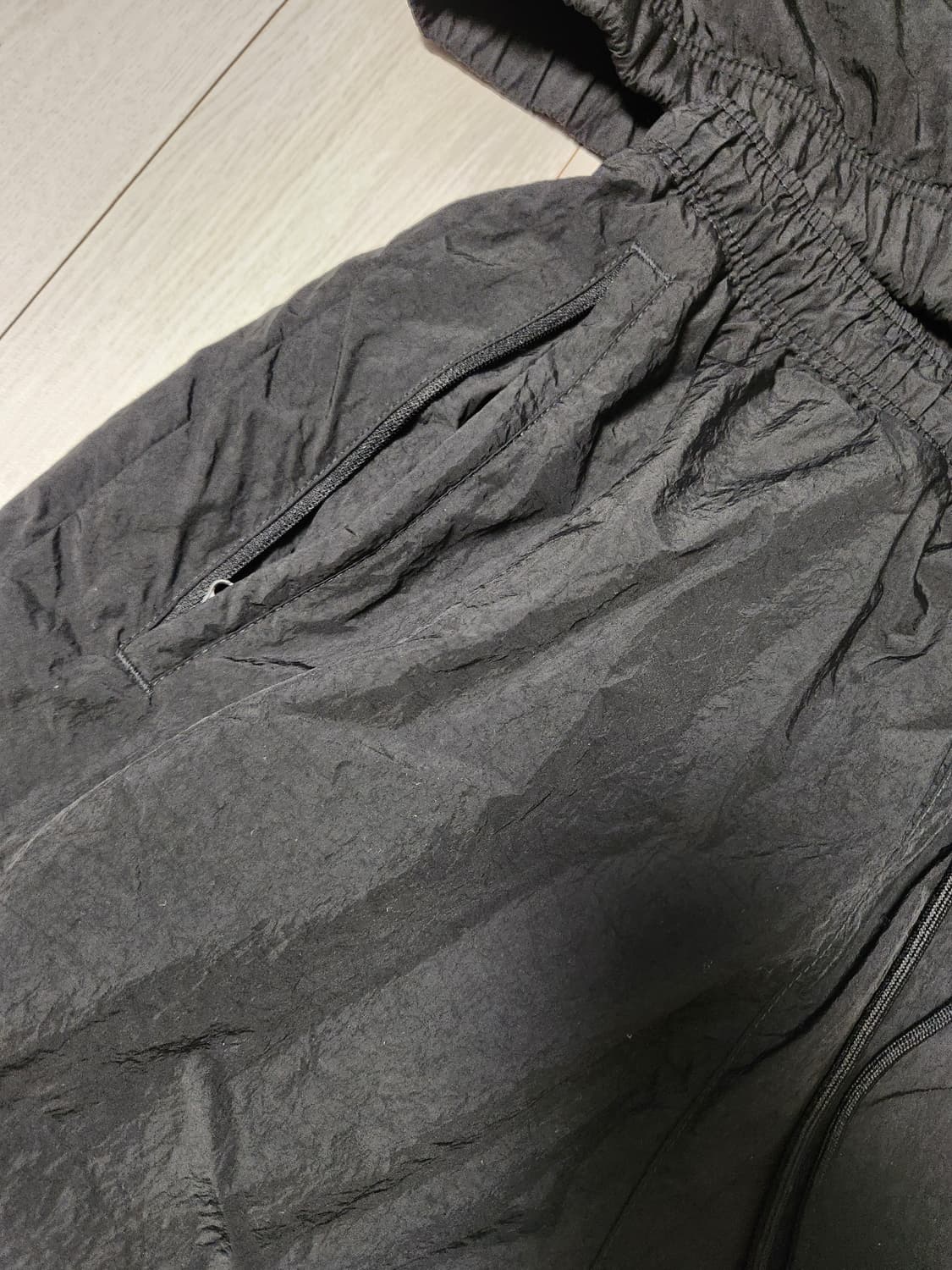 나이키 우븐 빅스우시 바람막이 블랙 트레이닝복 상L하의M 세트

상의 화 상품이미지6