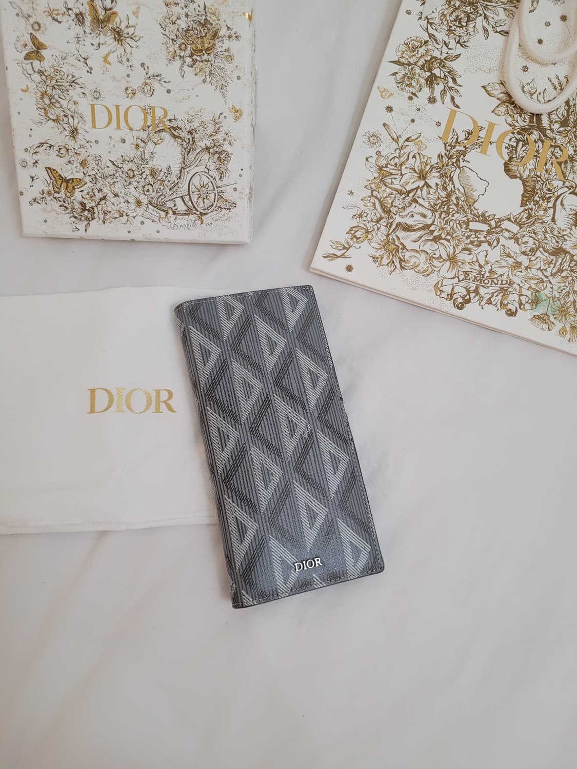 디올 다이아몬드 장지갑 상품이미지1