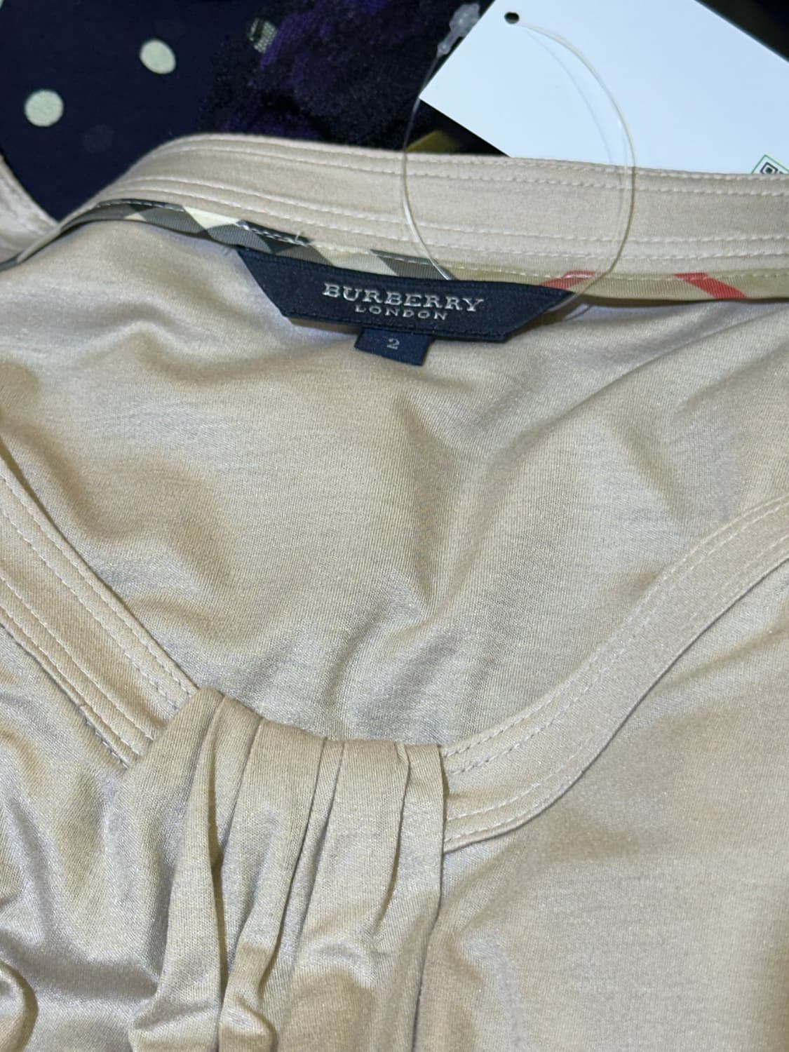 BURBERRY 버버리 베이지 셔링 롱슬리브 상품이미지7