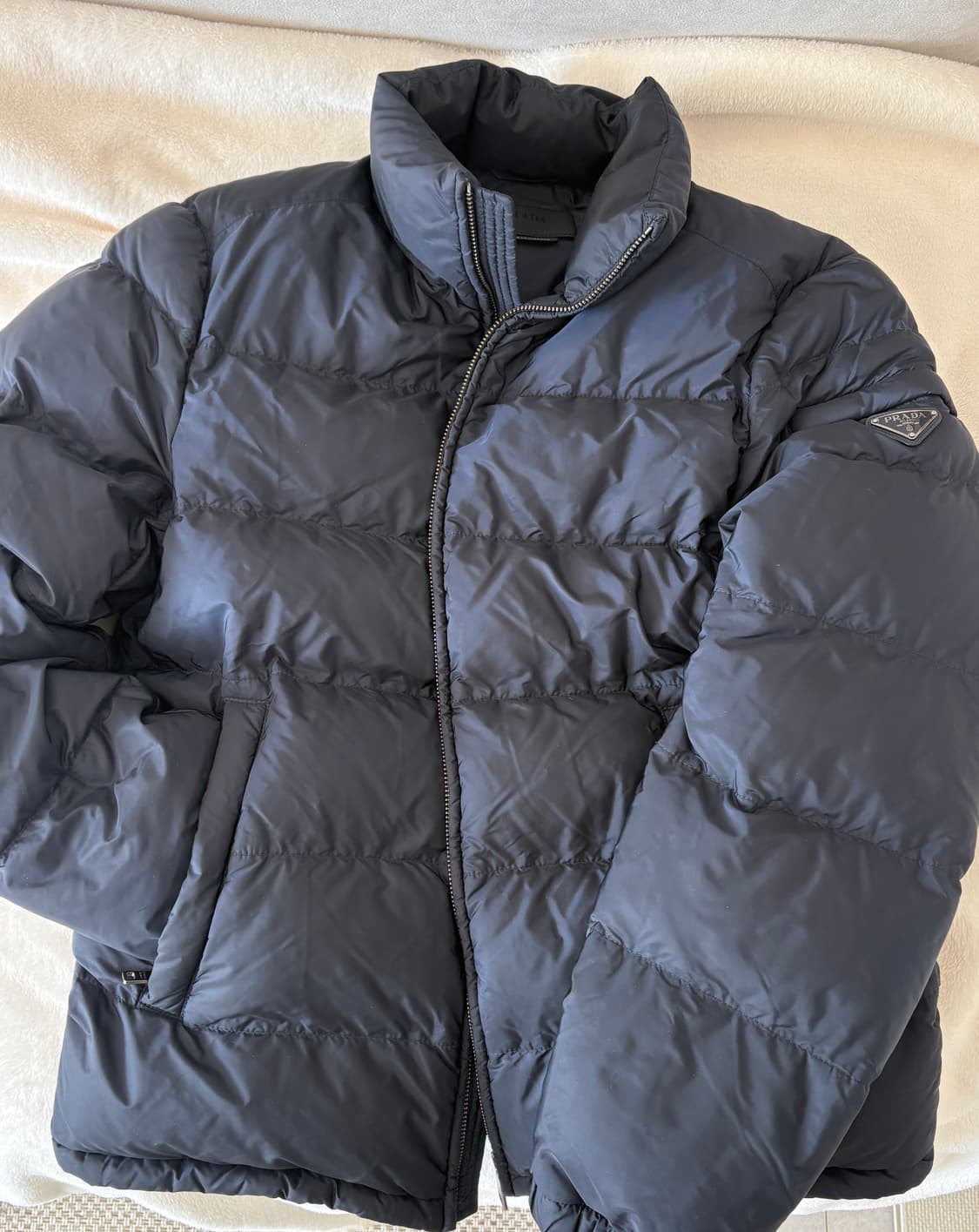(봄맞이 세일) 정품 프라다 패딩 상품이미지1