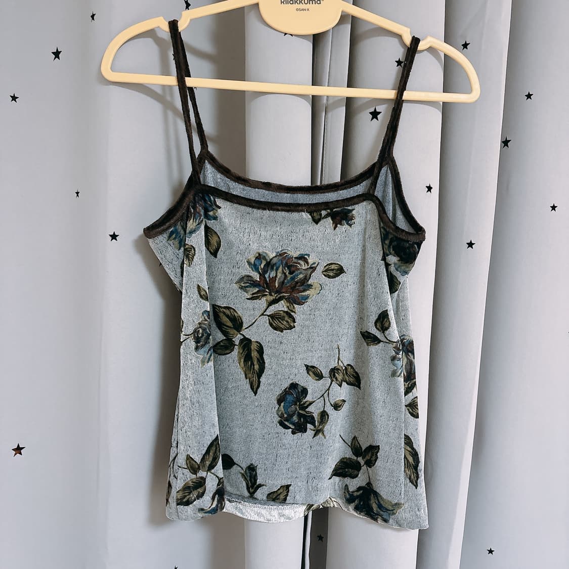 레스트로즈 벨벳 벨루아 슬리브리스 나시 / 블랙페어리 상품이미지5