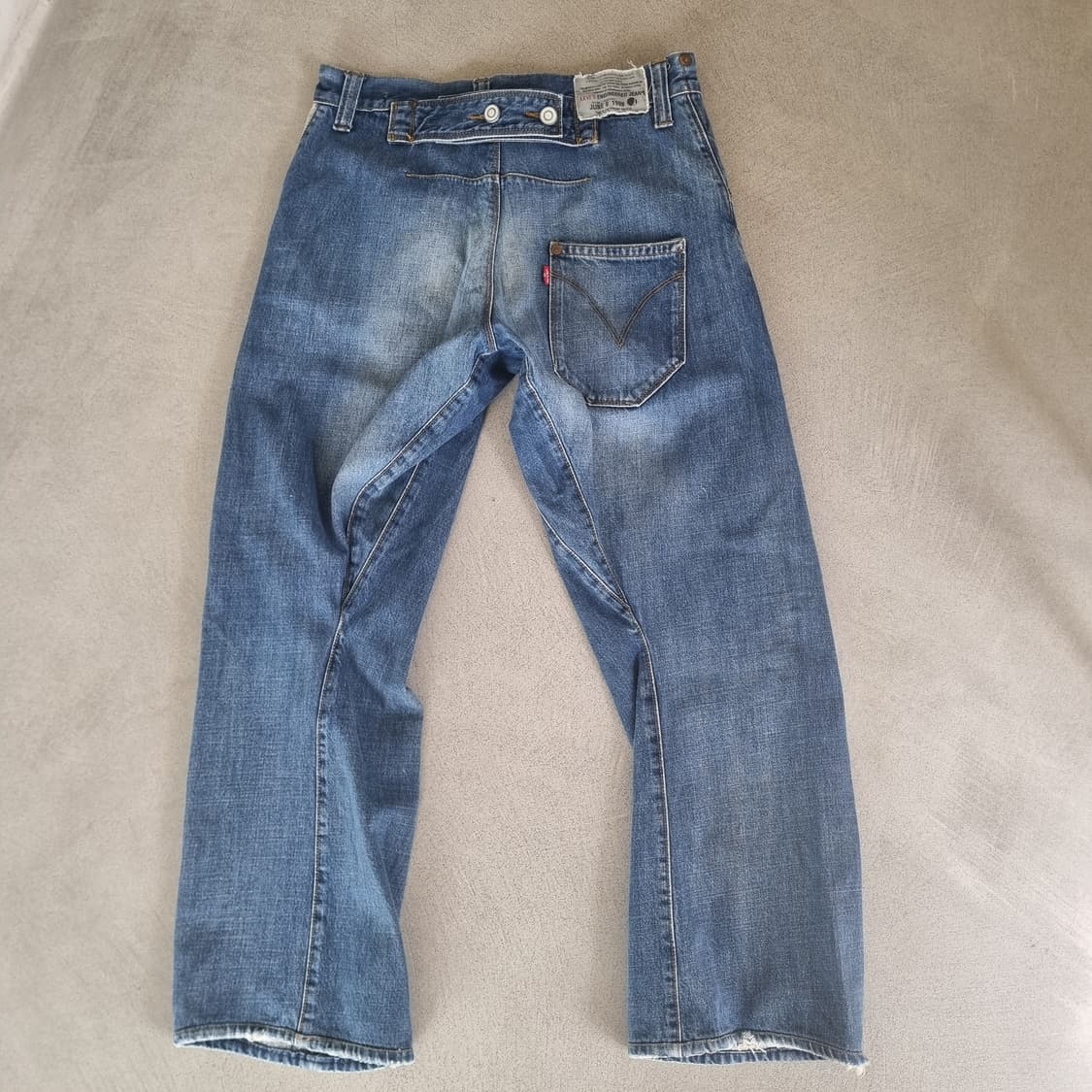 희귀레어 일본 리바이스 엔지니어드진 루즈핏 신치백유럽서부르는게값 상품이미지4