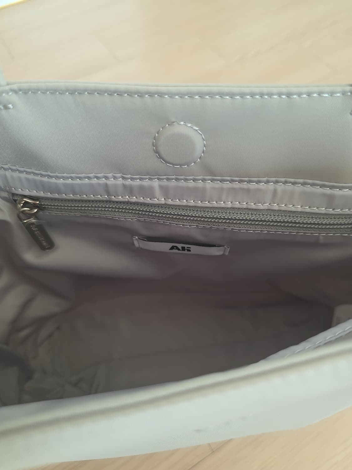 차정원, 류혜영 착용] 아밤홈 Ah 쇼퍼백 그레이 아밤홈 아밤 avam 상품이미지4