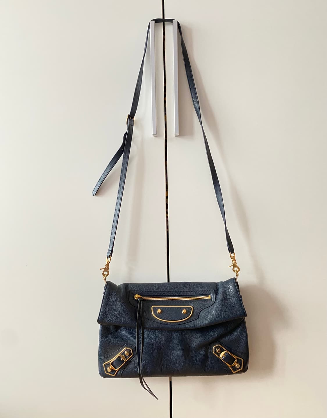 [정품] 발렌시아가 메탈릭 엣지 엔벨롭 클러치 (네이비) 390167 상품이미지2