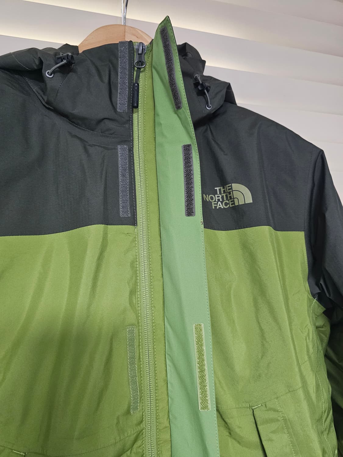 노스페이스 고어텍스 바람막이(경량내피포함) M 상품이미지3