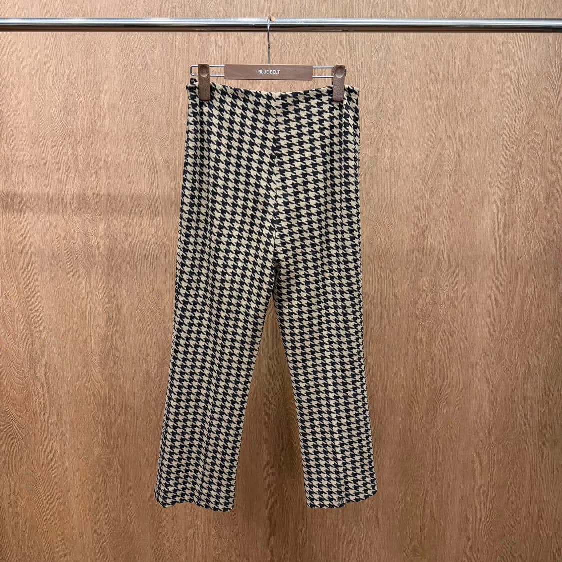 셀린느 세미 와이드 슬랙스 팬츠 하운드 투스 패턴 디테일 베이지 블랙 상품이미지2