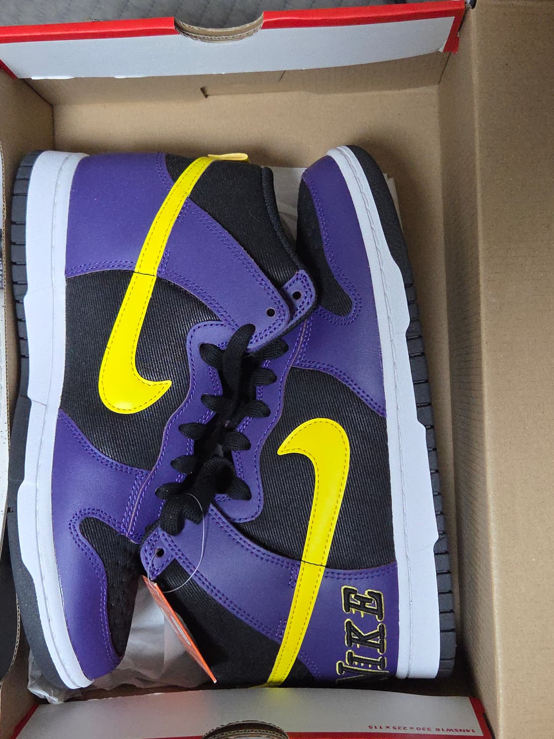 나이키 덩크 하이 emb 코트퍼플 상품이미지2