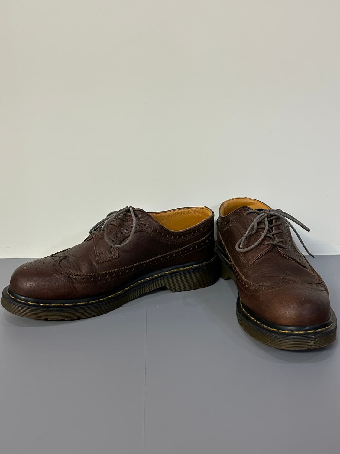 닥터마틴 브라운 윙팁 로퍼 슈즈 상품이미지2