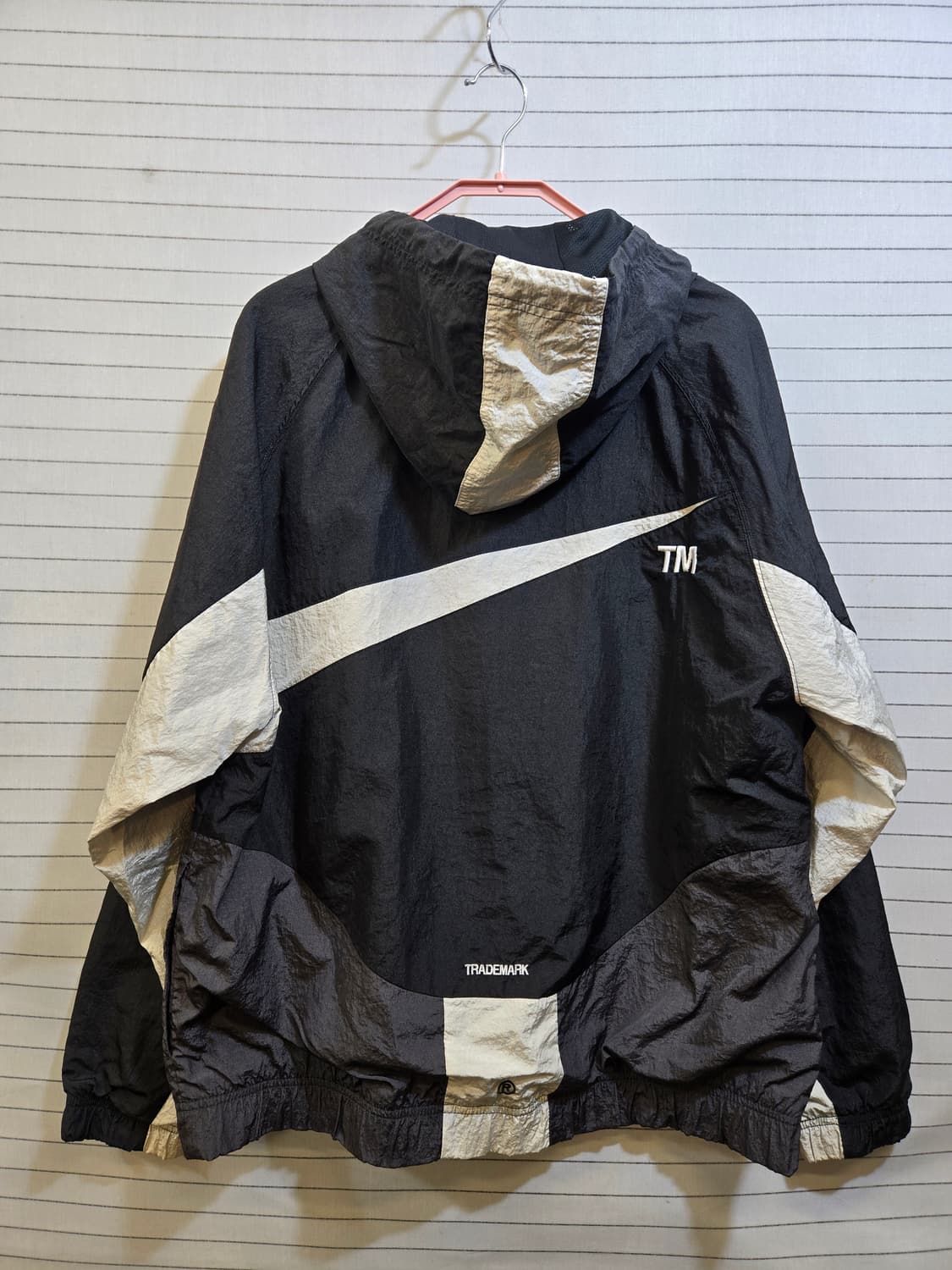 나이키 빅스우시 후드 바람막이 블랙 상품이미지10