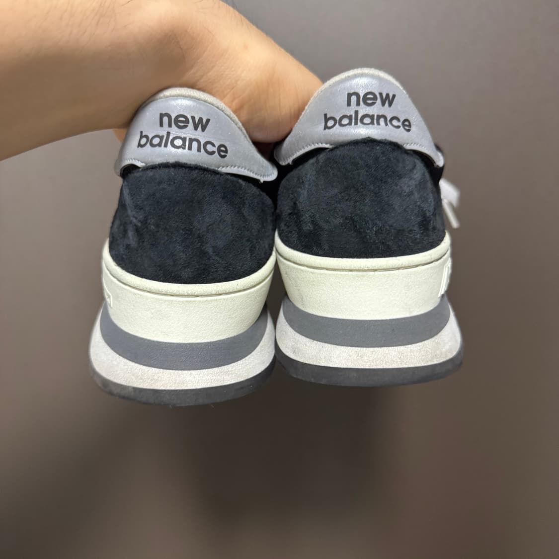 (290) 뉴발란스 990v1 블랙 상품이미지3