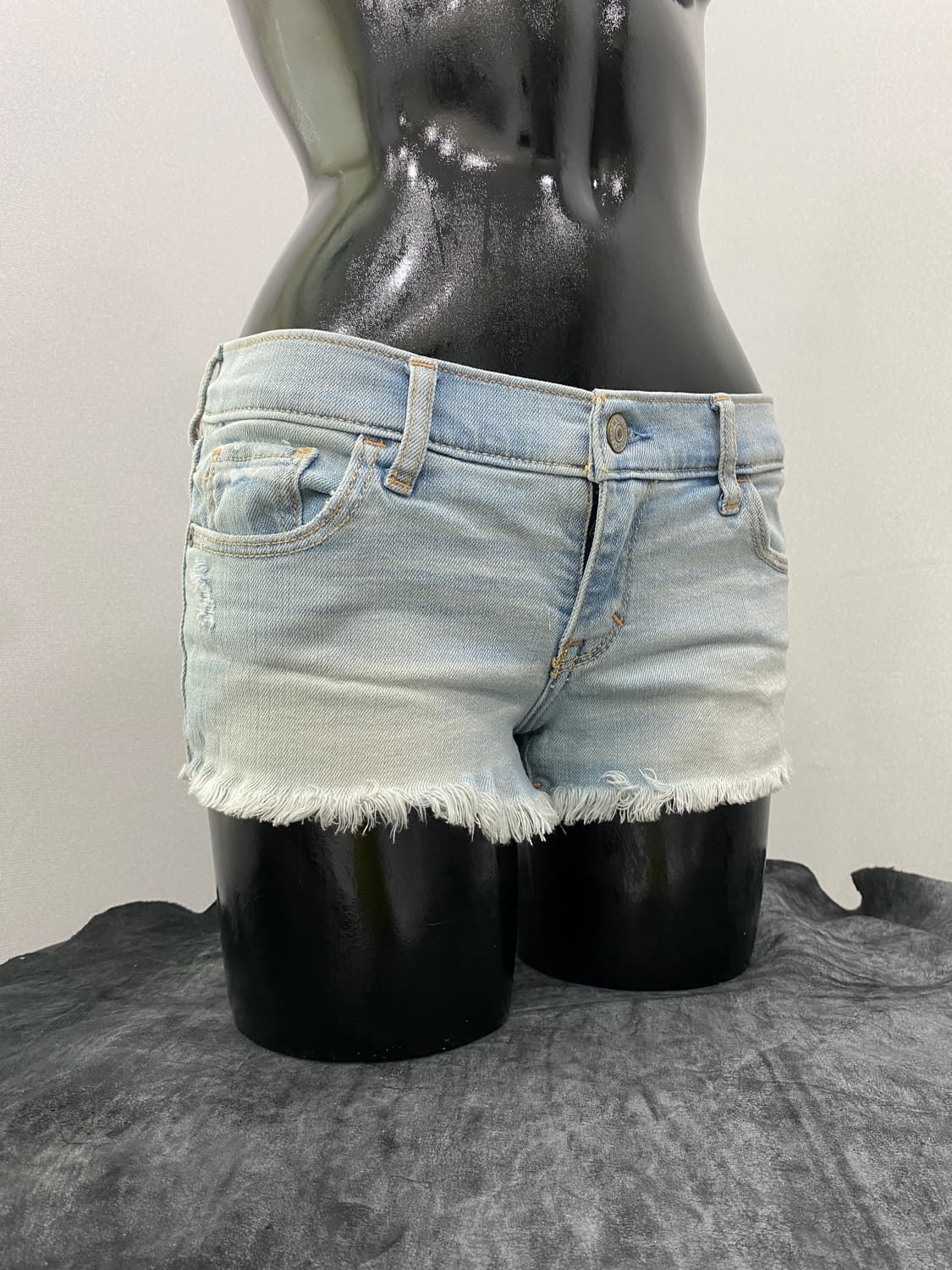 A&F Original Classic Cut-off Denim 상품이미지1