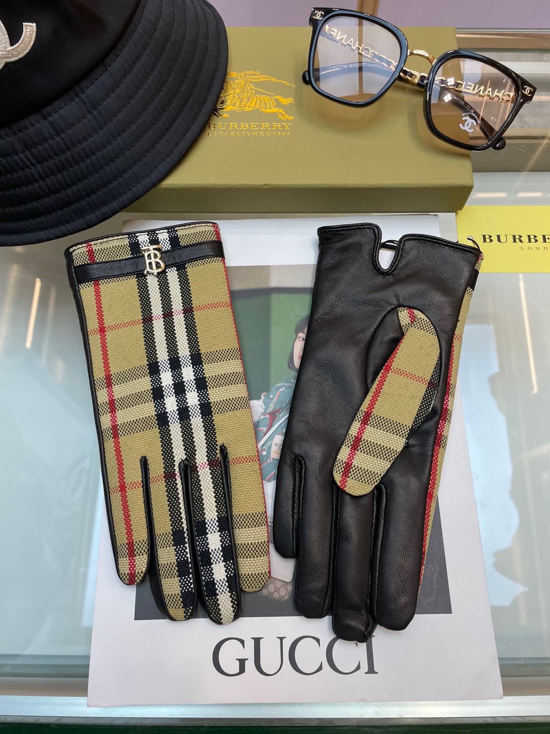 버버리 장갑 가을 겨울 보온 클래식 심플
 상품이미지3