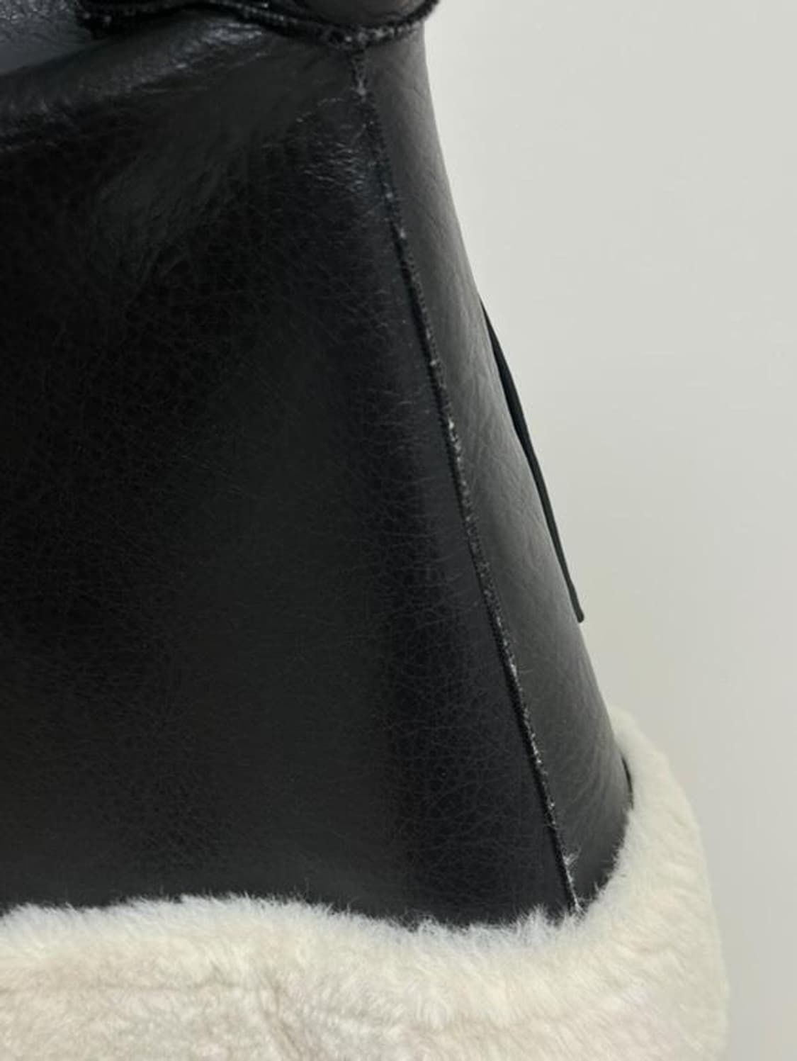 보헤미안 서울 무스탕 23f/w 상품이미지3