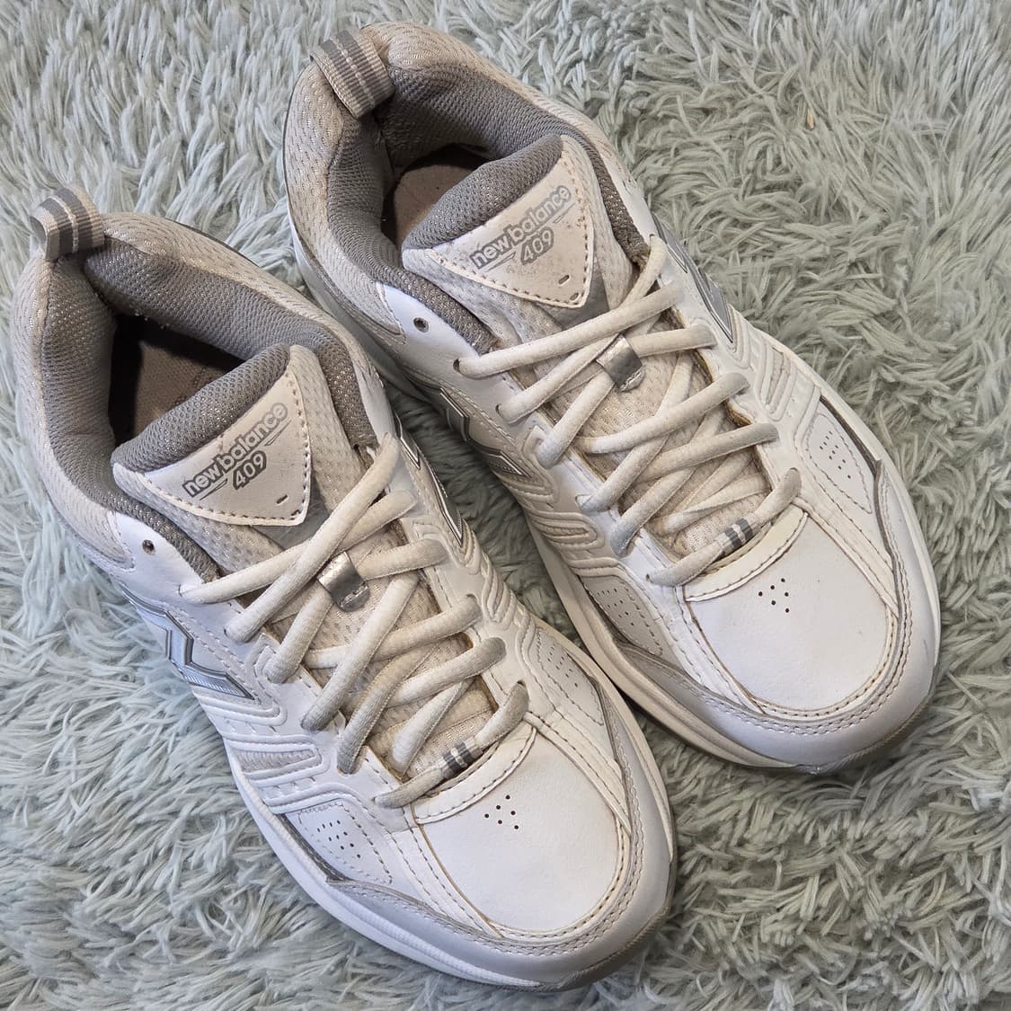 4a-27:뉴발란스 409 v2 화이트 트레이닝화(220) 상품이미지5
