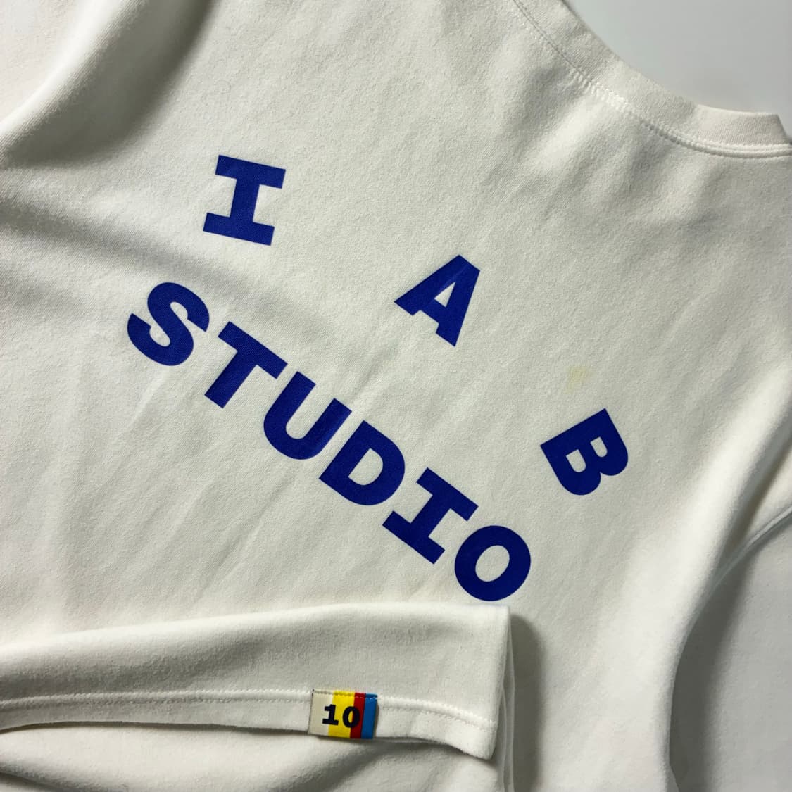 IAB studio   아이앱 스튜디오 스펠아웃 화이트 반팔티 상품이미지4
