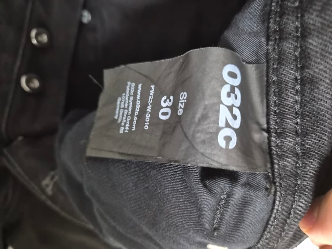 032c 워시드 스트레이트 블랙 데님 상품이미지5