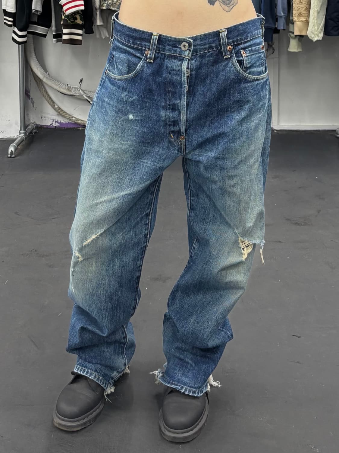 리바이스 702 신치백 버튼플라이 데님팬츠 상품이미지2