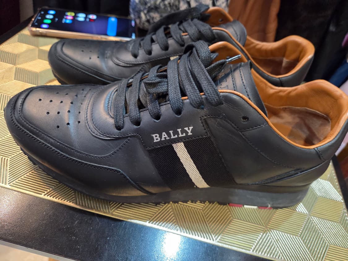 발리 삼선 스니커즈 상품이미지1