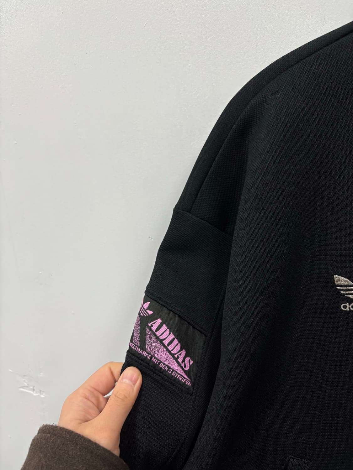 아디다스x데상트 유로파 트랙탑 상품이미지3