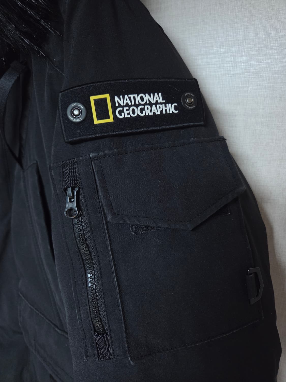 내셔널지오그래픽 블랙 덕다운 패딩 점퍼100 상품이미지4