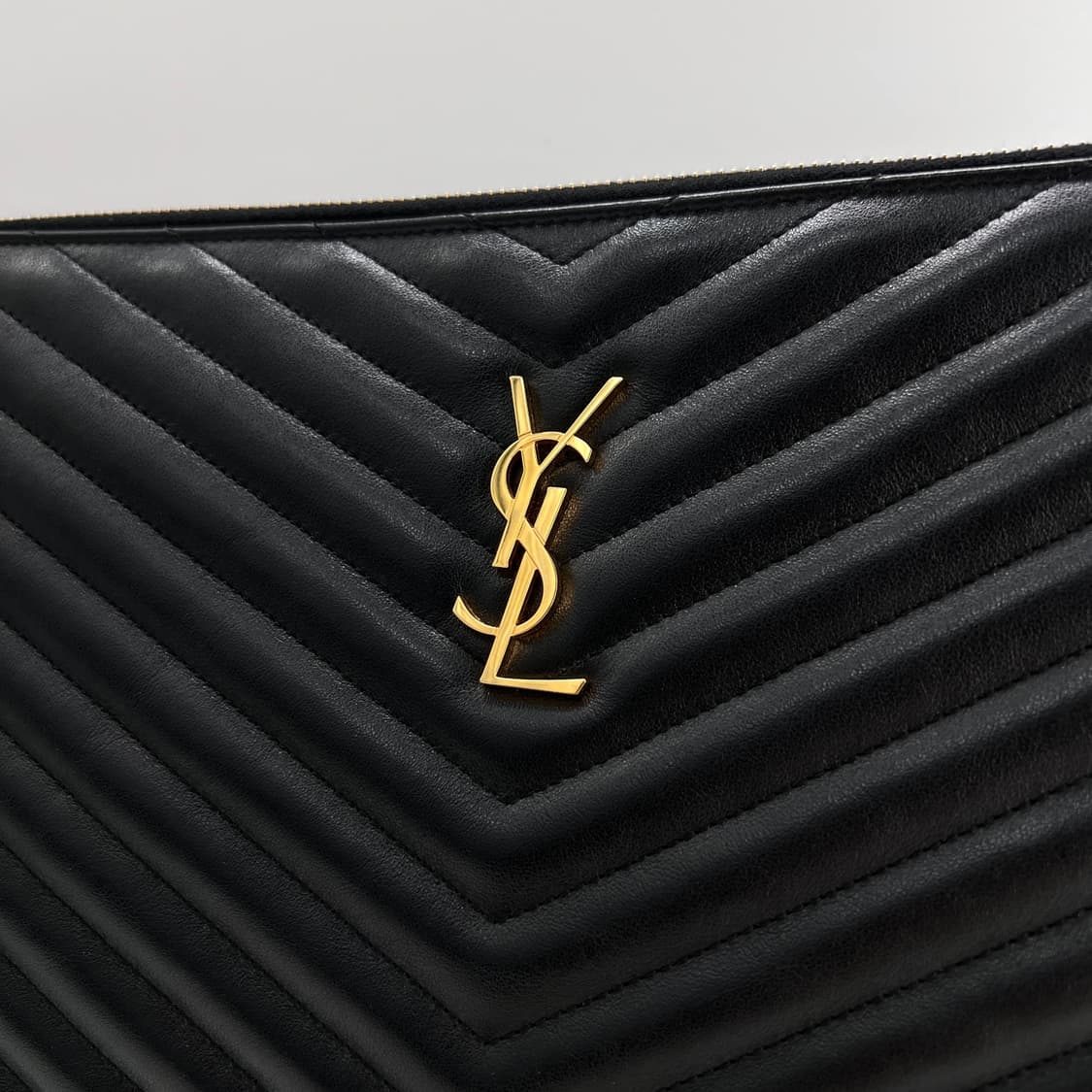 [감정완료] 생로랑 마틀라세 클러치백 라지 블랙 (440222) 상품이미지6