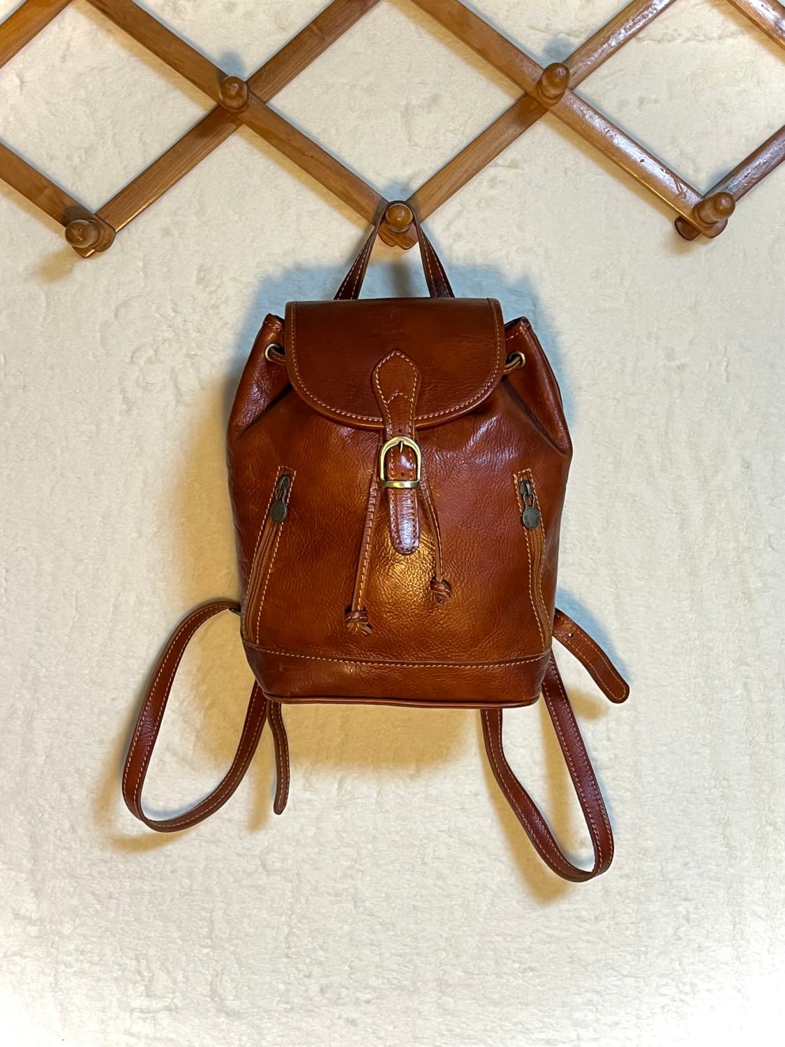 빈티지 Vera Pelle 드로스트링 버클 가죽 레더 백팩 상품이미지1