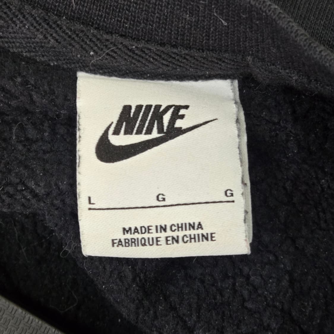 [L] NIKE 컬러 레터링 스웻셔츠 (블랙) 상품이미지4