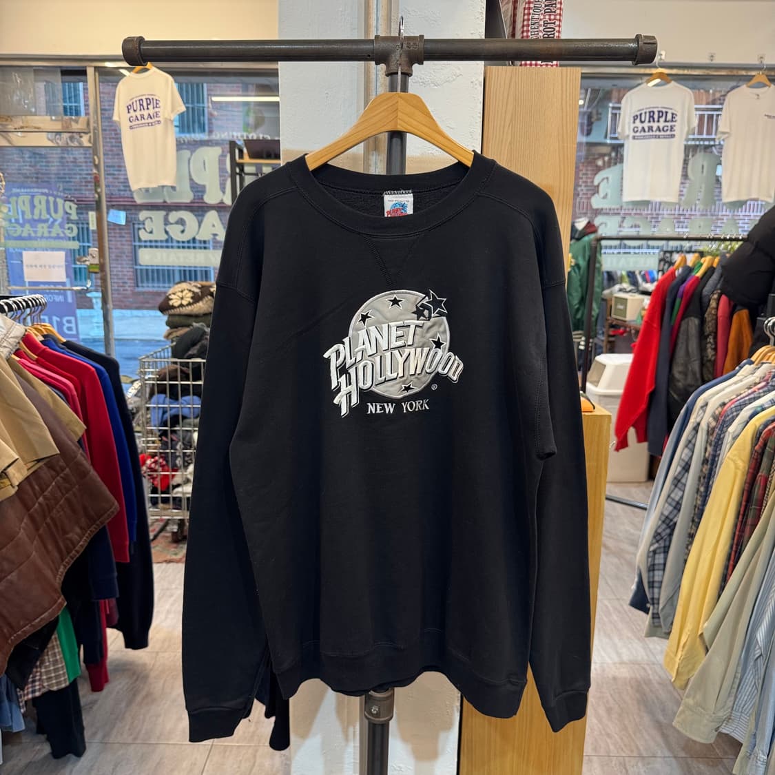 90's USA 플래닛 할리우드 빅로고 자수 스웻셔츠 B67 상품이미지1