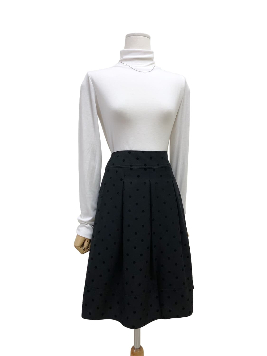 도트 플레어 미디스커트 상품이미지3