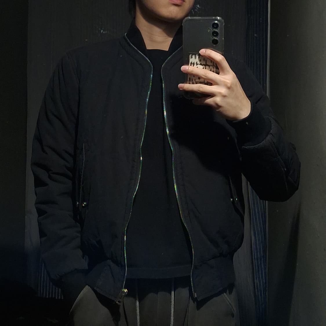 산드로 블랙 지퍼 디테일 투포켓 코튼 블루종 항공점퍼 마원MA1 봄버자켓 상품이미지1