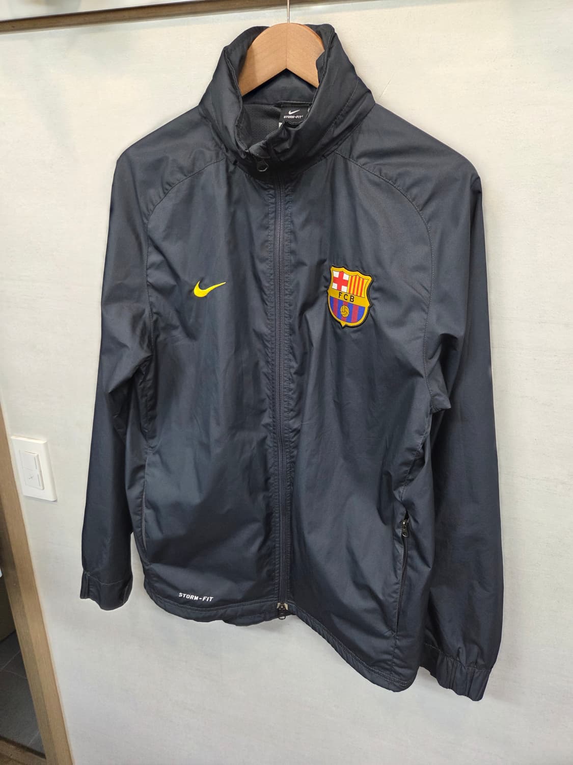 나이키 스톰핏 투웨이 바로셀로나 바람막이 후드자켓 m 상품이미지6