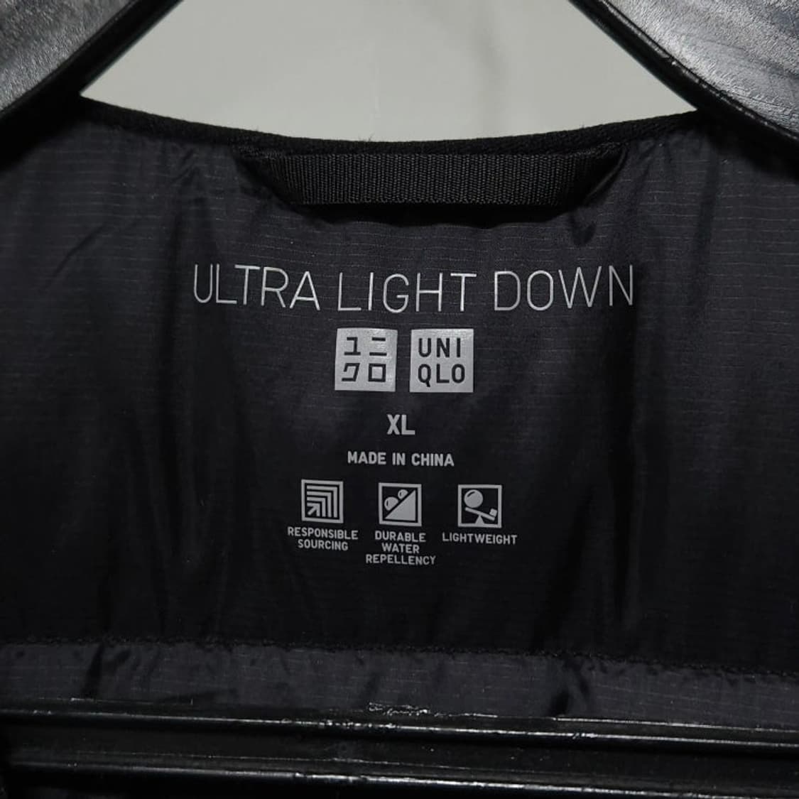 여성88)유니클로 울트라라이트다운 패딩조끼 블랙 상품이미지5