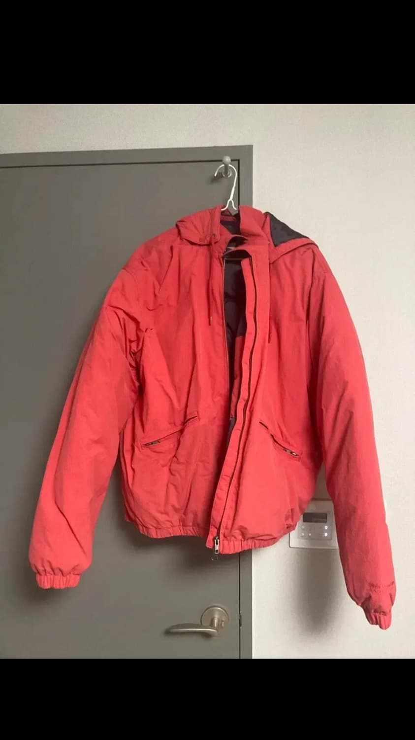 디스이즈네버댓 Washed Down Puffer Jacket Coral 상품이미지4