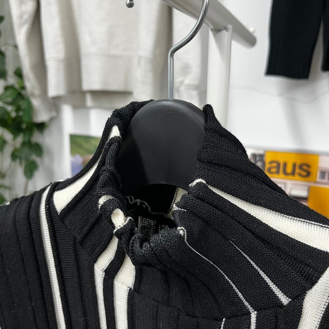 아키라나카 터틀넥 플리츠 울니트 2 상품이미지3