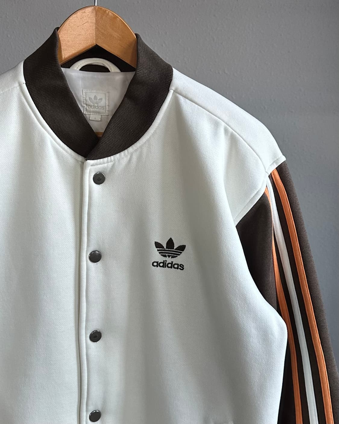 [L]아디다스 오리지널 브라운 코튼 바시티 자켓 상품이미지4
