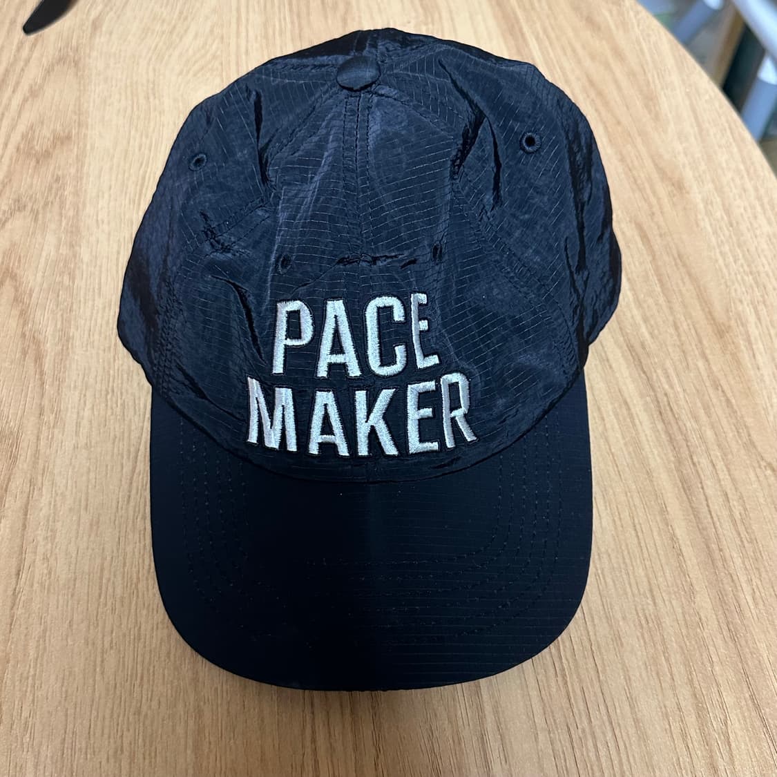 온유어마크 X 발란사 콜라보 나일론 캡 판매합니다 상품이미지4