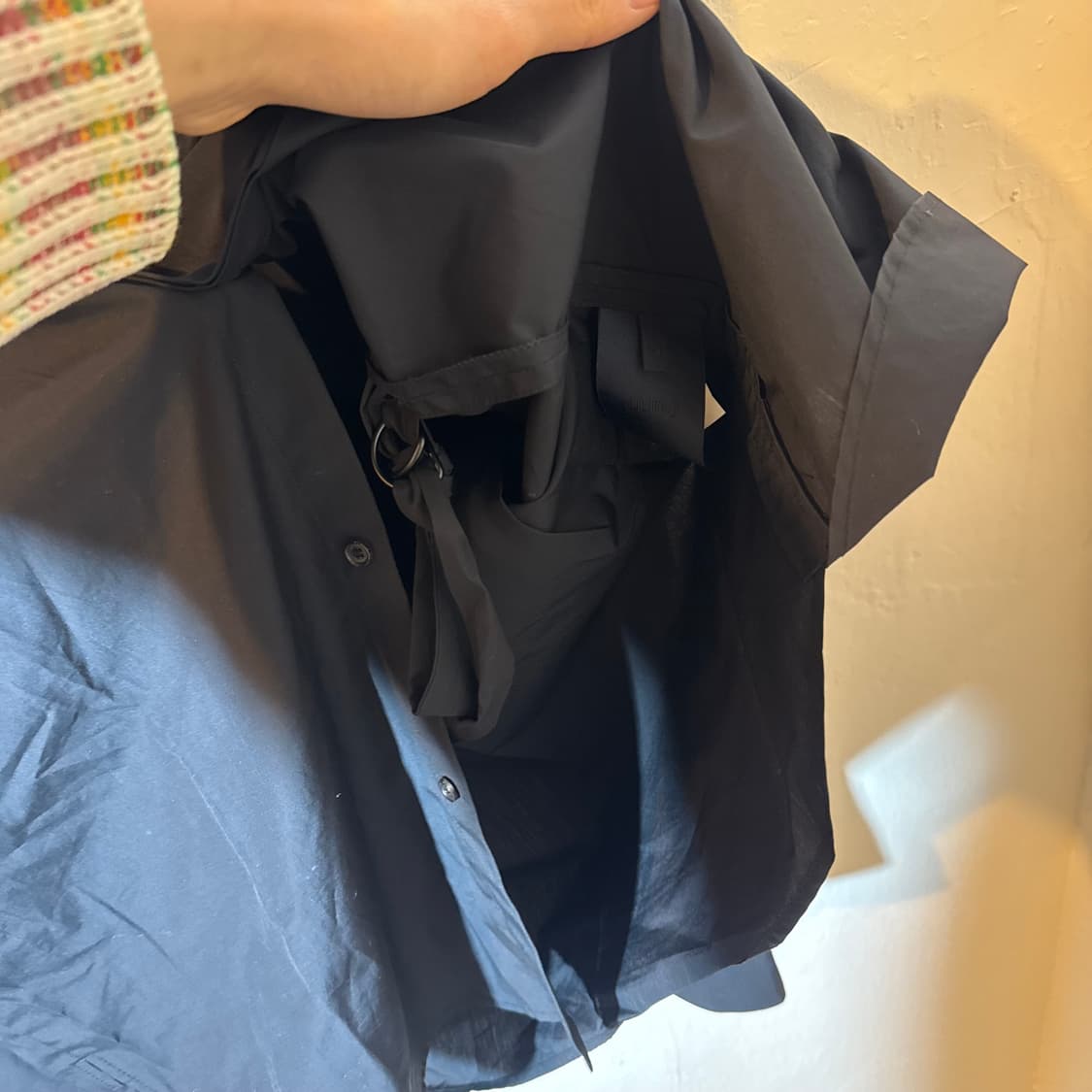 준지 블랙 디테일 셔츠 상품이미지5