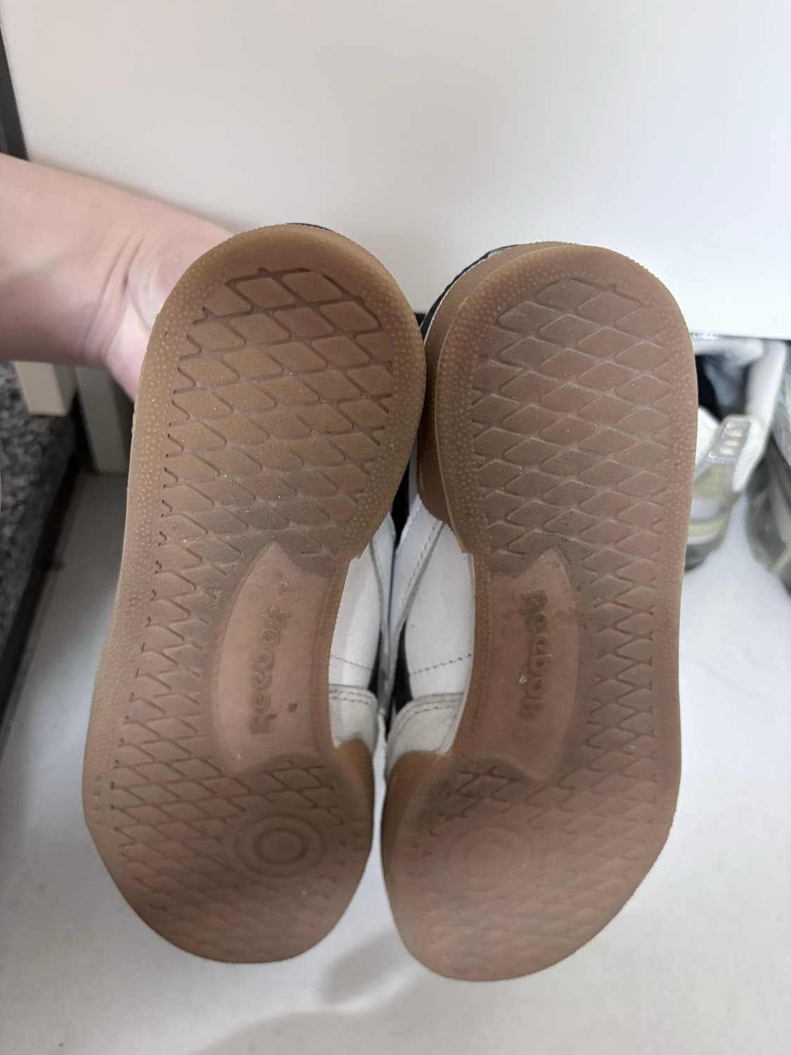 리복 스니커즈 상품이미지2